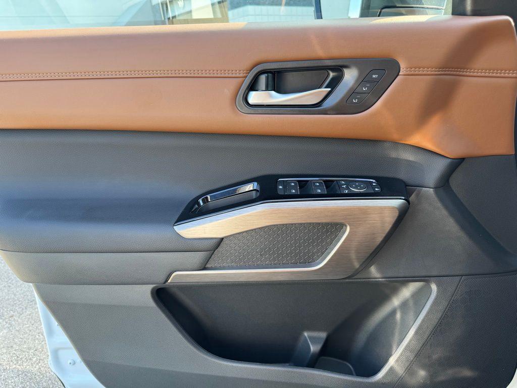 used 2025 Nissan Pathfinder car, priced at $45,600