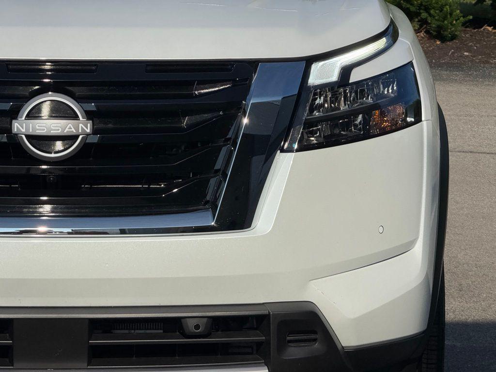 used 2025 Nissan Pathfinder car, priced at $45,600