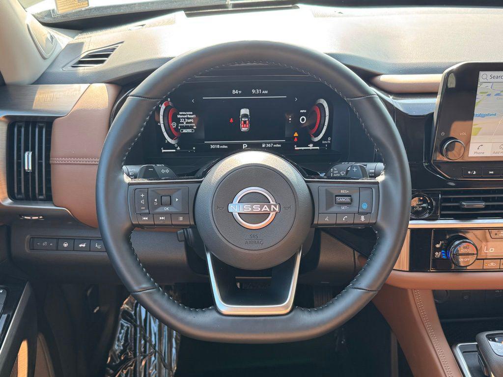 used 2025 Nissan Pathfinder car, priced at $45,600