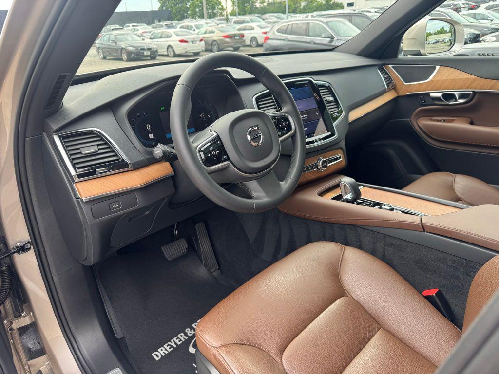 used 2023 Volvo XC90 car, priced at $42,999
