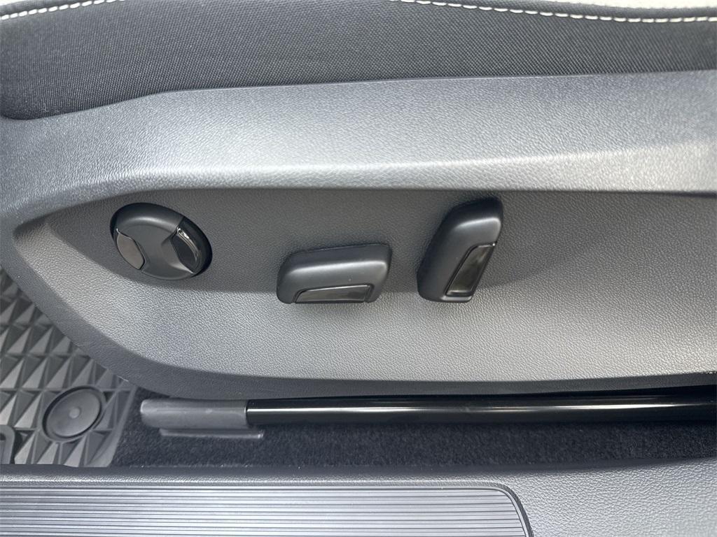 new 2025 Volkswagen Taos car, priced at $32,775