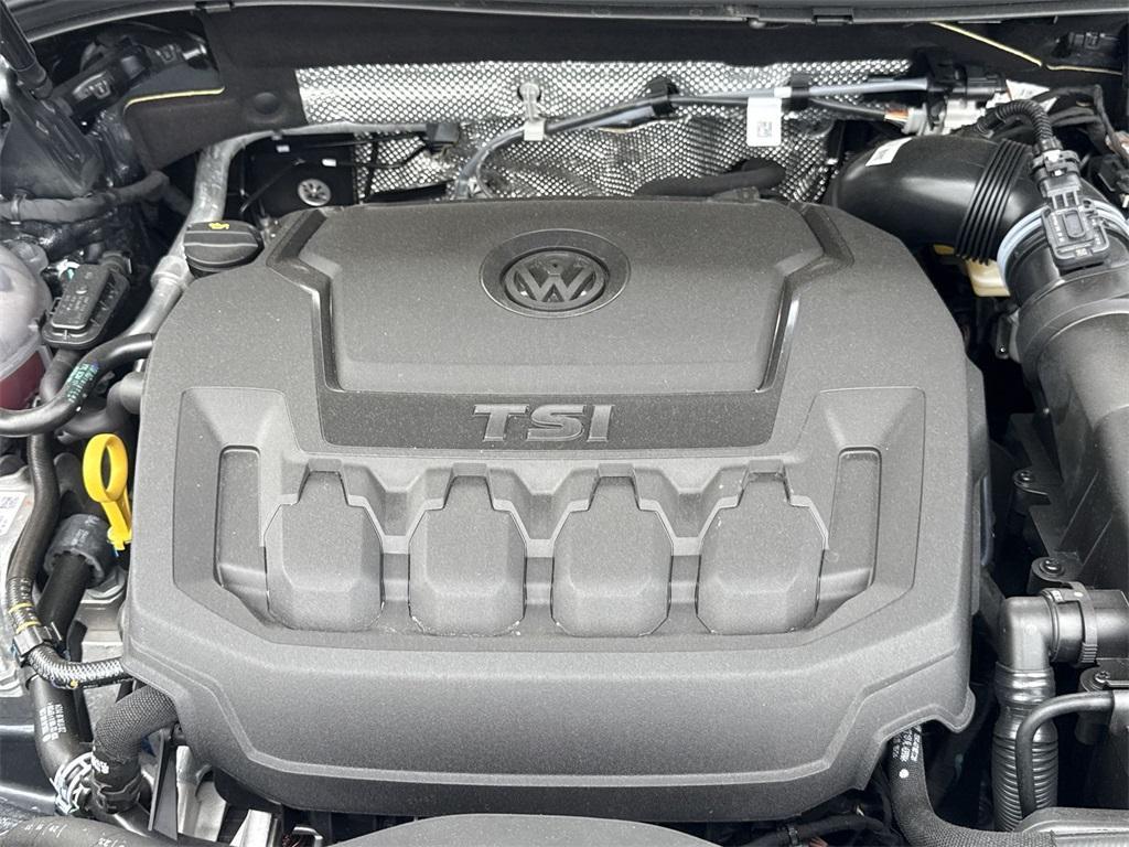 new 2024 Volkswagen Tiguan car, priced at $37,639