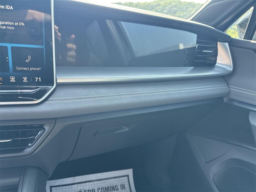 new 2025 Volkswagen Tiguan car, priced at $39,577