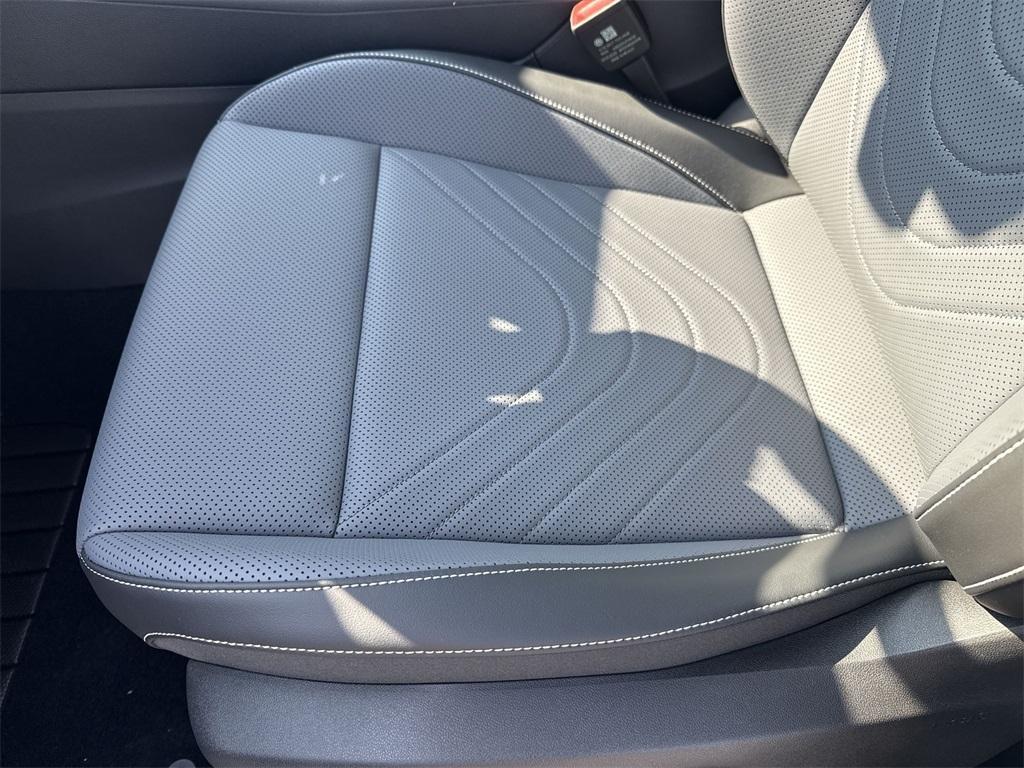 new 2025 Volkswagen Tiguan car, priced at $39,577
