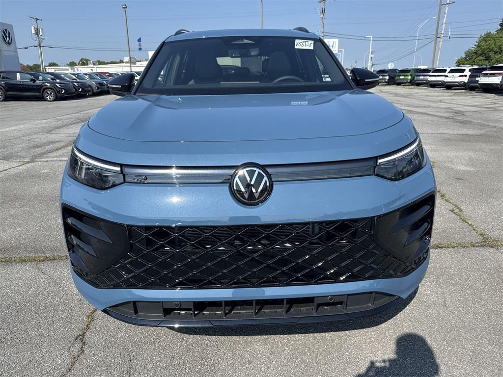 new 2025 Volkswagen Tiguan car, priced at $39,577