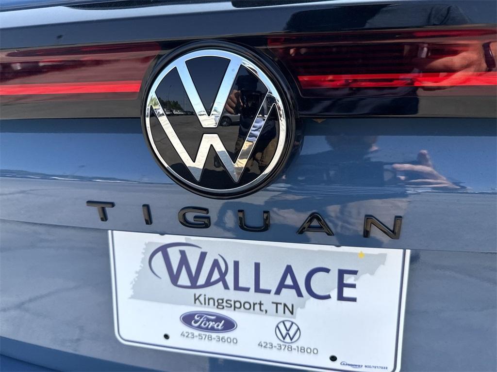 new 2025 Volkswagen Tiguan car, priced at $39,577
