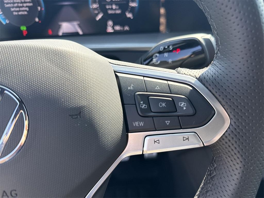 new 2025 Volkswagen Tiguan car, priced at $39,577