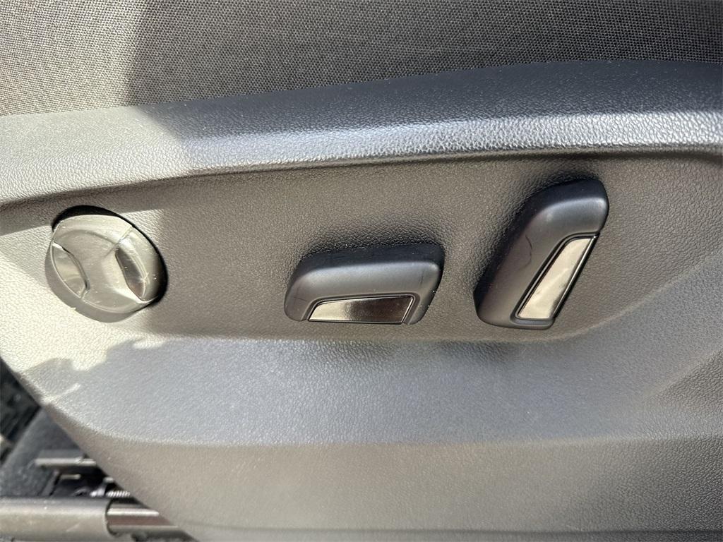 used 2023 Volkswagen Atlas car, priced at $30,900