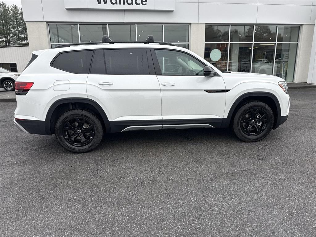 new 2026 Volkswagen Atlas car, priced at $51,140