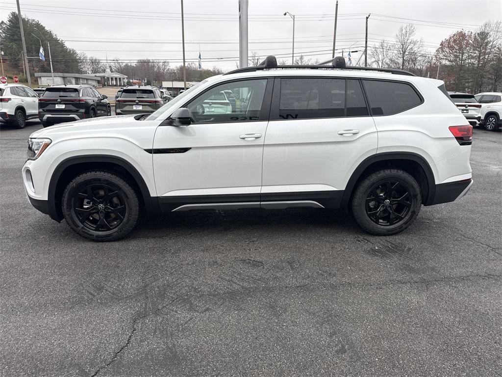 new 2026 Volkswagen Atlas car, priced at $51,140