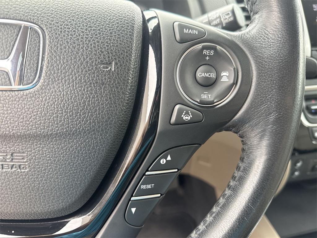 used 2018 Honda Pilot car, priced at $16,900