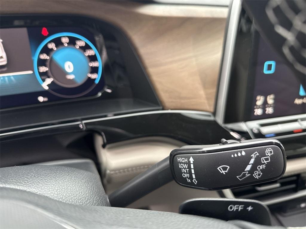 new 2025 Volkswagen Atlas car, priced at $46,967