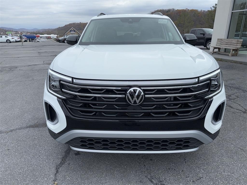 new 2025 Volkswagen Atlas car, priced at $49,120