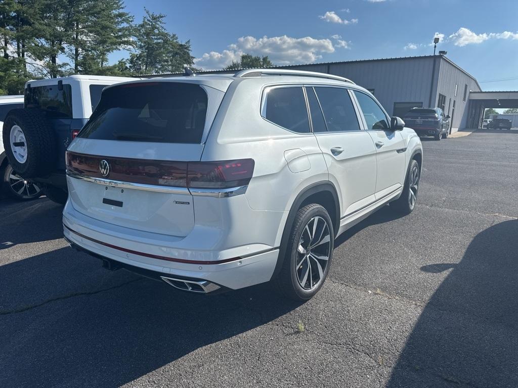 new 2025 Volkswagen Atlas car, priced at $56,355