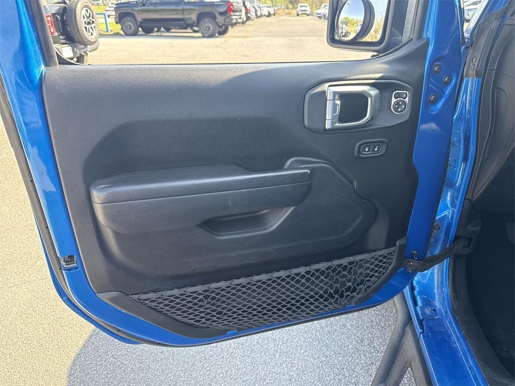used 2023 Jeep Gladiator car, priced at $31,500
