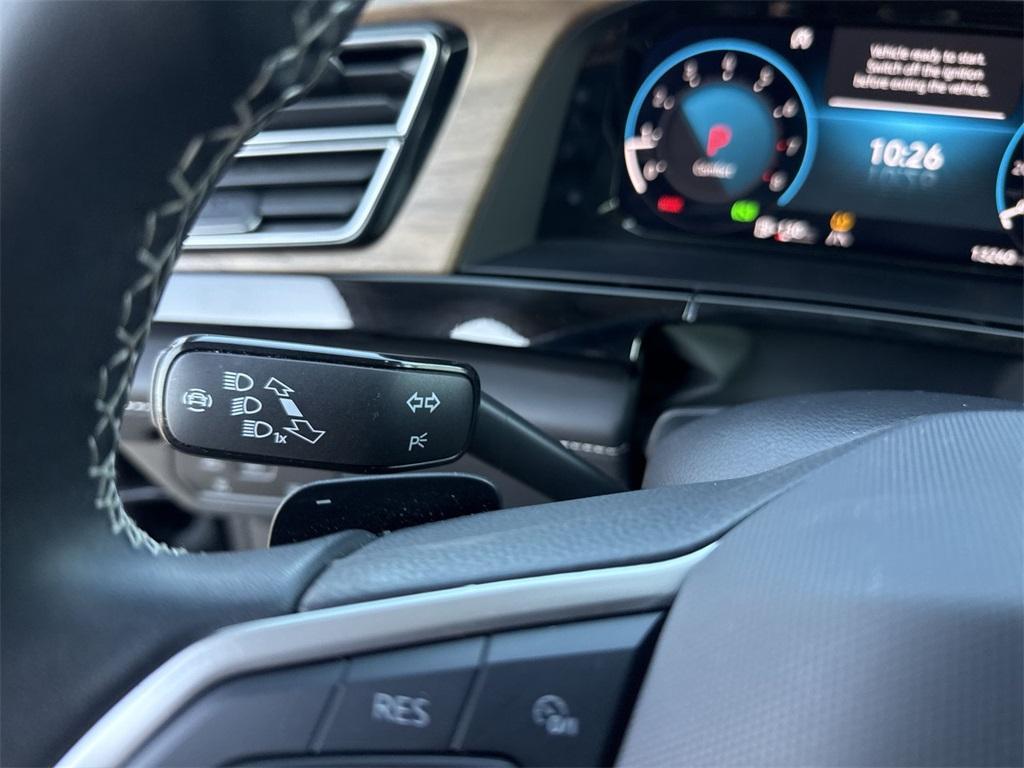 used 2024 Volkswagen Atlas car, priced at $35,500