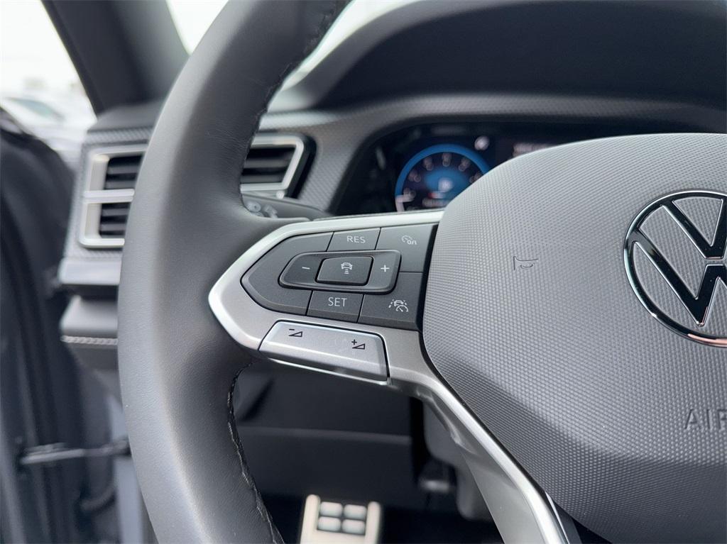 new 2025 Volkswagen Atlas Cross Sport car, priced at $51,655