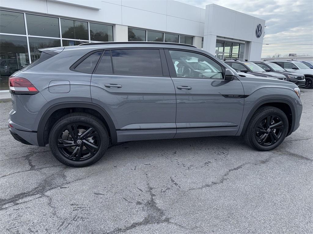 new 2025 Volkswagen Atlas Cross Sport car, priced at $51,655