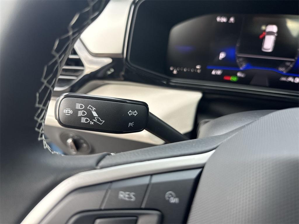 new 2025 Volkswagen Taos car, priced at $29,632