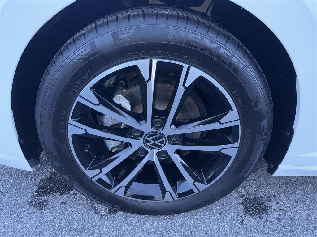 used 2024 Volkswagen Jetta car, priced at $21,900