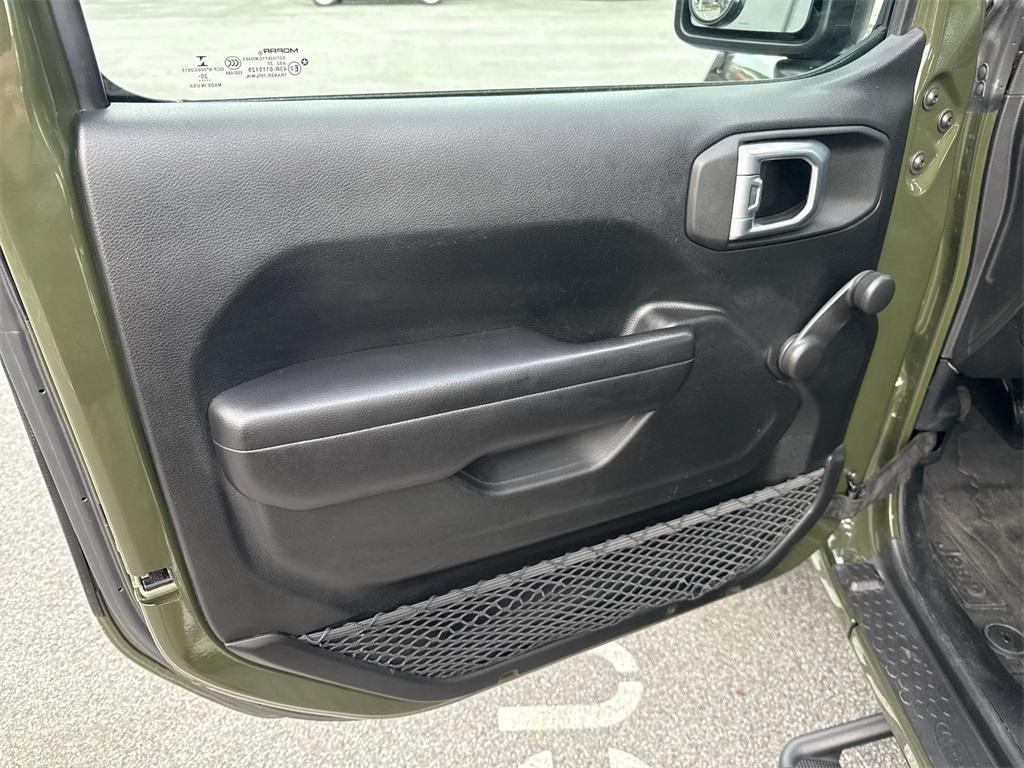 used 2021 Jeep Wrangler car, priced at $27,500