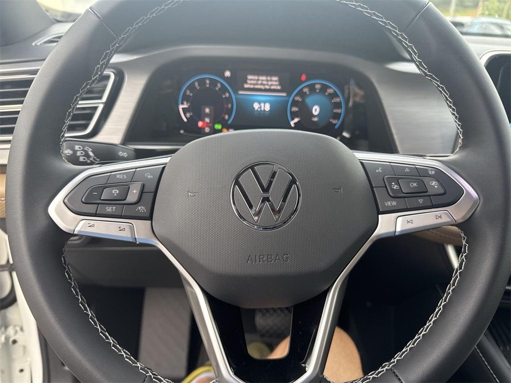 new 2025 Volkswagen Atlas Cross Sport car, priced at $41,257