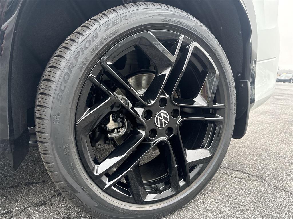 new 2026 Volkswagen Tiguan car, priced at $41,787