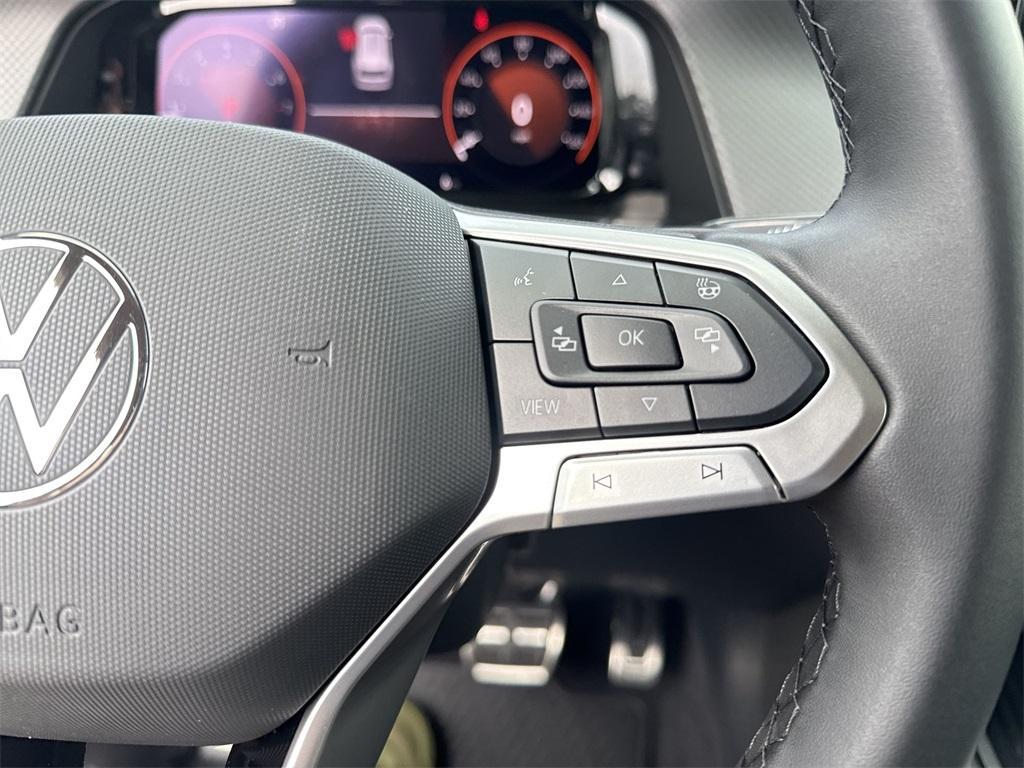 new 2025 Volkswagen Atlas car, priced at $49,805