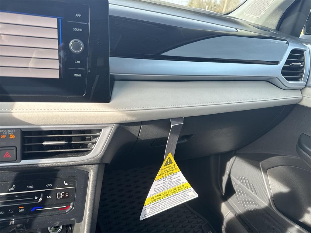 new 2025 Volkswagen Taos car, priced at $33,010