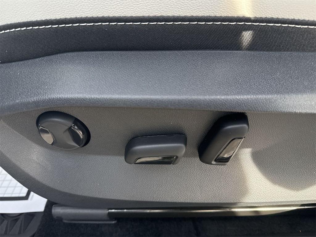 new 2025 Volkswagen Taos car, priced at $33,010
