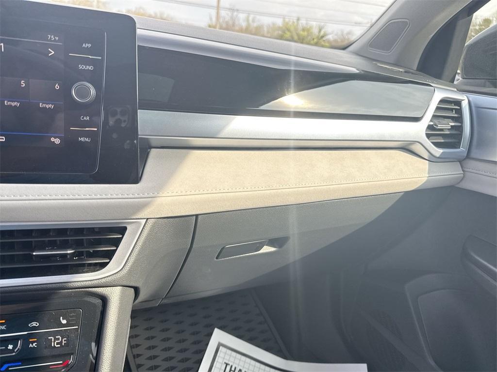 new 2025 Volkswagen Taos car, priced at $33,216