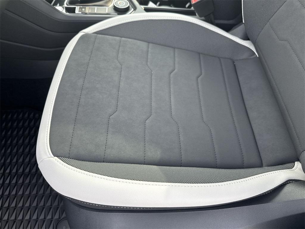 new 2025 Volkswagen Taos car, priced at $33,216