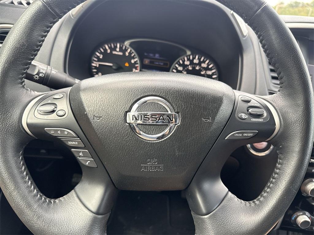 used 2020 Nissan Pathfinder car, priced at $19,100