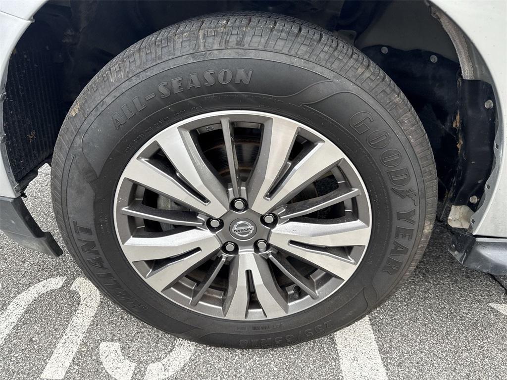 used 2020 Nissan Pathfinder car, priced at $19,100