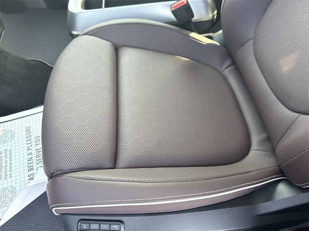 new 2025 Volkswagen ID. Buzz car, priced at $72,790