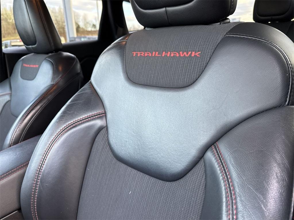 used 2017 Jeep Cherokee car, priced at $13,690