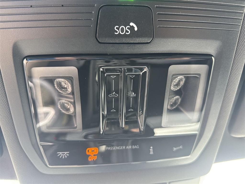 new 2026 Volkswagen Tiguan car, priced at $41,337