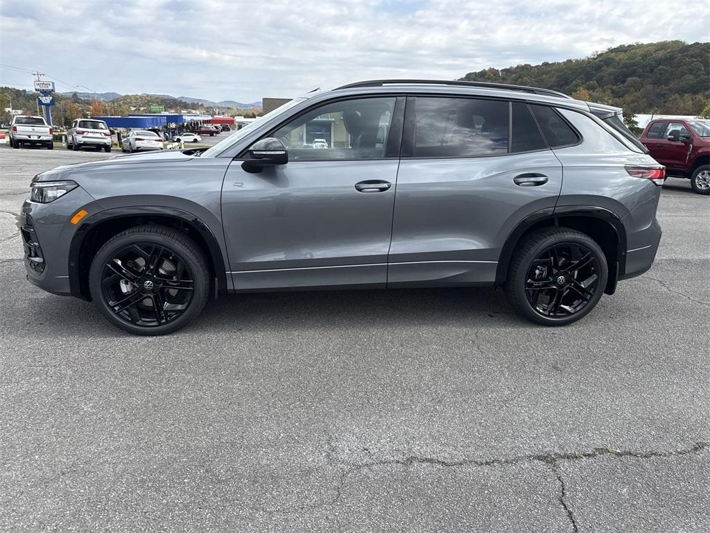 new 2026 Volkswagen Tiguan car, priced at $41,337