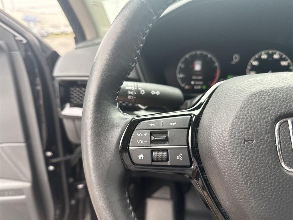 used 2024 Honda CR-V car, priced at $34,900