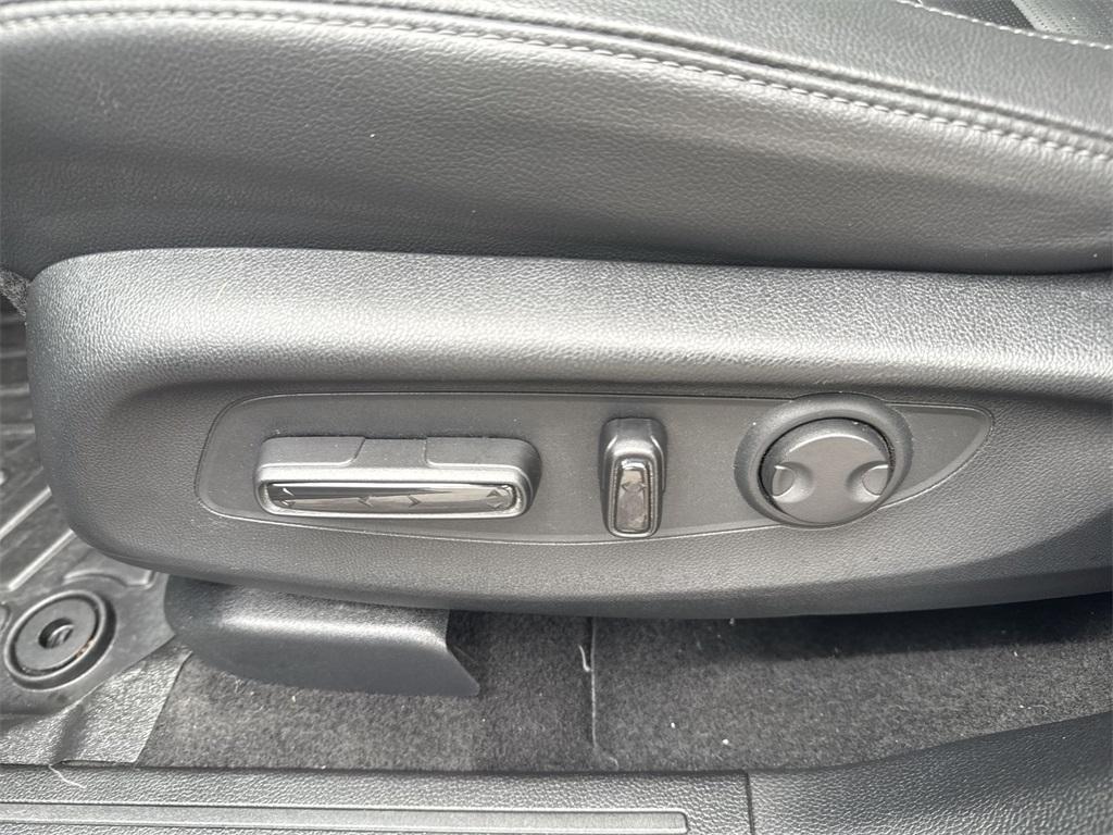 used 2024 Honda CR-V car, priced at $34,900