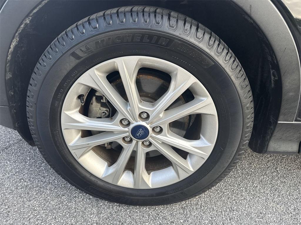 used 2018 Ford Escape car, priced at $13,900