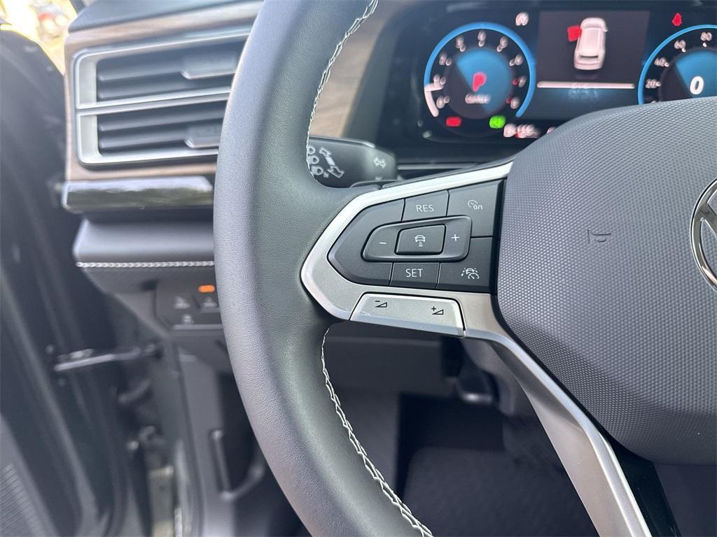 new 2026 Volkswagen Atlas car, priced at $49,277