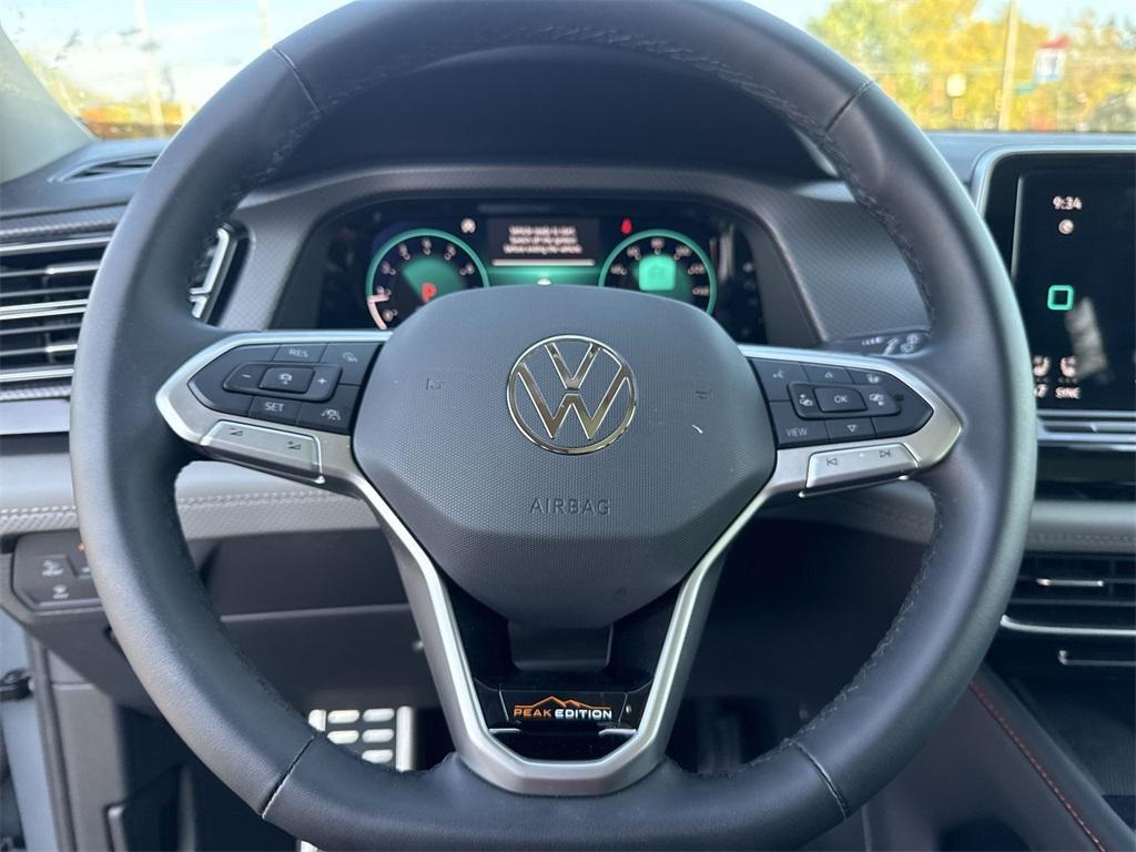 used 2024 Volkswagen Atlas car, priced at $37,900