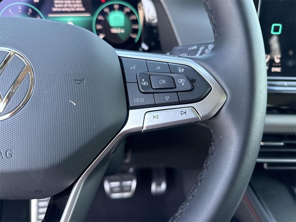 used 2024 Volkswagen Atlas car, priced at $37,900