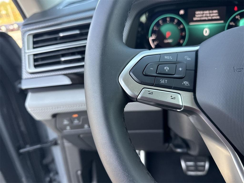 used 2024 Volkswagen Atlas car, priced at $37,900