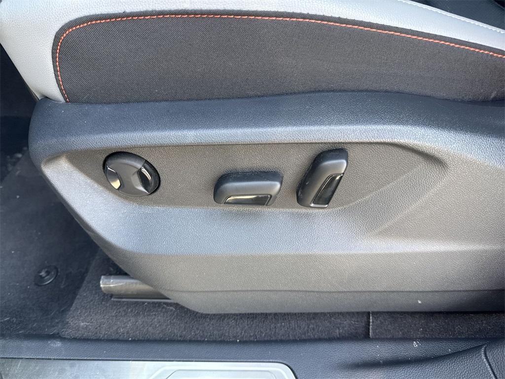 used 2024 Volkswagen Atlas car, priced at $37,900