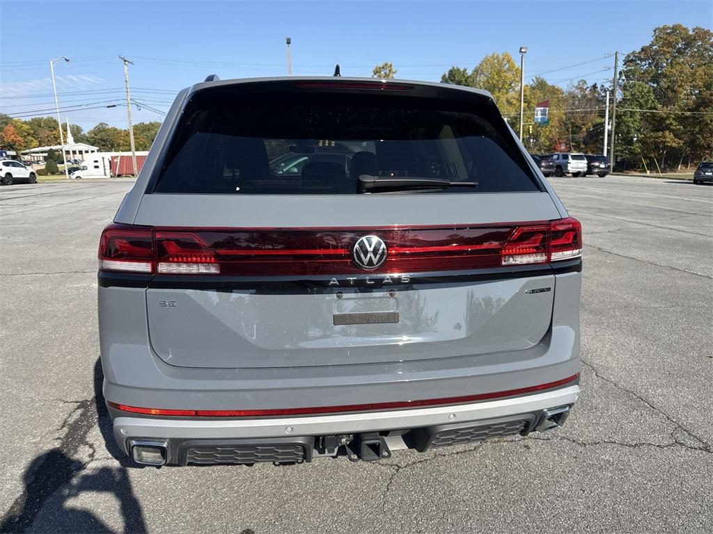 used 2024 Volkswagen Atlas car, priced at $37,900