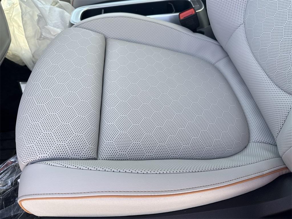 new 2025 Volkswagen ID. Buzz car, priced at $67,480