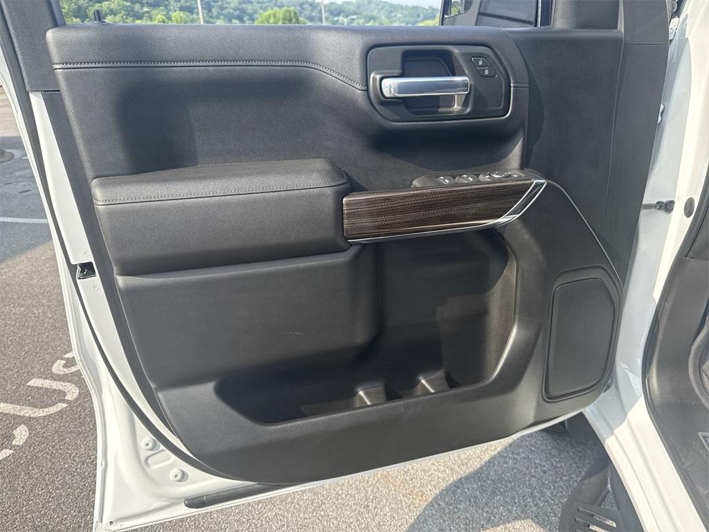 used 2021 Chevrolet Silverado 1500 car, priced at $46,900