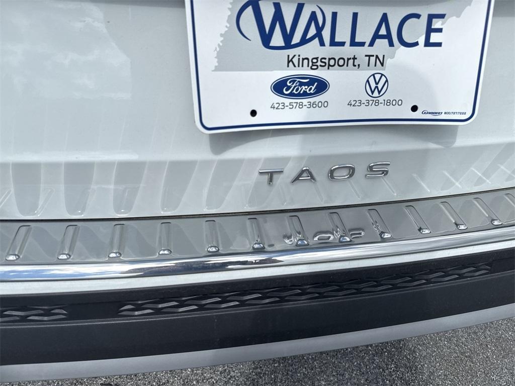 new 2024 Volkswagen Taos car, priced at $32,322